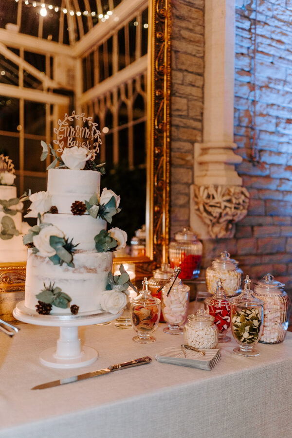 Hire Sweet Jars from Luxe My Wedding